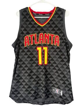 Trae Young Atlanta Hawks Fanatics Jersey #11 Men’s size Medium